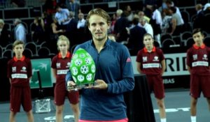 Moselle Open de tennis : le vibrant hommage de Lucas Pouille à ses proches après son premier titre