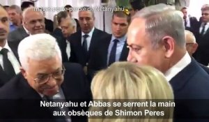 Netanyahu et Abbas se serrent la main aux funérailles de Peres