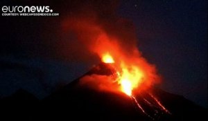 Mexique: évacuation suite à l'éruption du volcan Colima