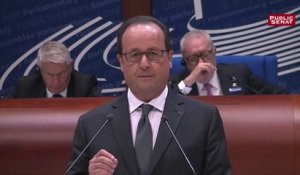 Hollande : « le dialogue avec la Russie est nécessaire »