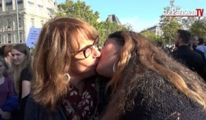 Kiss-in géant place de la République contre la Manif pour Tous