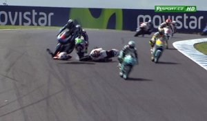 Images choc d'un Crash en Moto3 impliquant Mcphee, Bastianini et Migno