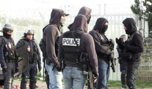 Calais: les forces de l'ordre veulent empêcher les squats