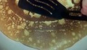Ce pancake fait des bruits terrifiants. C'est la chose la plus chelou que vous n'avez jamais vu