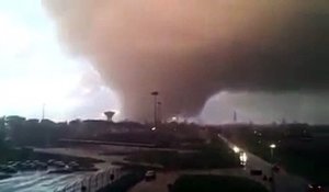 Une tornade impressionnante a frappé Rome (Italie) le 6 novembre 2016