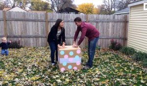 Surprise ratée : ballons multicolores pour annoncer un bébé garçon