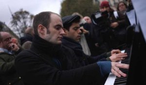 Revivez le concert improvisé place de la République pour le 13 novembre