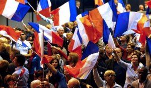 Présidentielle en France : la candidature de Macron, le QG de Le Pen, la primaire à droite