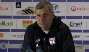 OL - Bruno Génésio: "Je regarde les matchs des bleus comme un entraîneur"