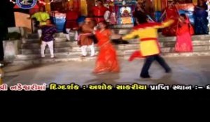 He Farake Dhajayu Jone Aabhama - Darshan Dejo Shree nadeshwari Maa - Gujarati Devotional Song