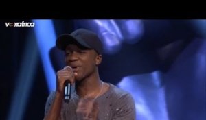 Jonny Ekwa chante "Hello" de Adèle aux auditions à l'aveugle | The Voice Afrique francophone 2016