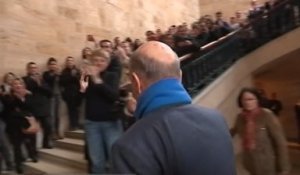 Alain Juppé ovationné pour son retour à Bordeaux