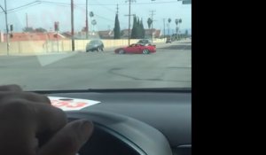 La classique Acura NSX se fait écraser par une autre voiture