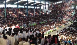 Extrait de la messe du Père Pedro à Akamasoa à Madagascar