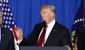 USA:Trump signe un décret pour construire le mur avec le Mexique
