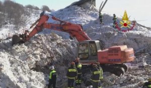 Avalanche en Italie : les secours mettent fin aux recherches