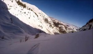 Un skieur sort indemne d’une chute libre de 30 mètres sur une falaise
