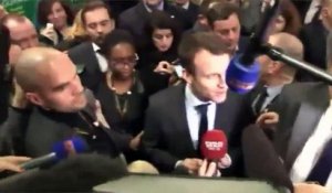 En Guadeloupe, Emmanuel Macron se lâche sur du zouk