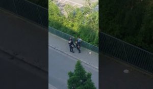 Un policier de Lille-Sud jette le téléphone d'un jeune après l'avoir contrôlé