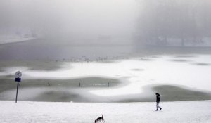 Une tempête de neige s'abat sur le centre de l'Europe