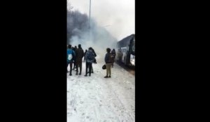 Incendie de car sur la N4