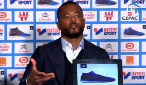 Evra a fait le show en conf de presse !