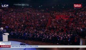 Marine Le Pen: "Contre la droite du fric et la gauche du fric, je suis la candidate du peuple"
