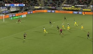 Pays-Bas - Et de 10 pour van Wolfswinkel !