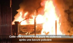 Aulnay-sous-Bois: une voiture incendiée à Aulnay-sous-Bois