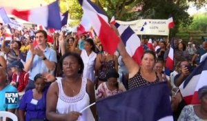 Au cœur de la tempête, François Fillon s'offre une parenthèse à La Réunion