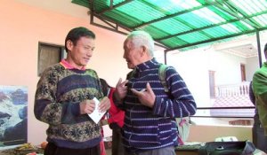 Népal: un alpiniste veut être le plus âgé à escalader l'Everest