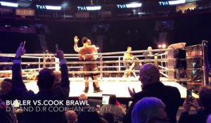 Le boxeur Brandon Cook mis K.-O. par un seau de glace