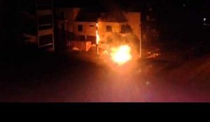 Incroyable - Regardez comment un Poteau de la Senelec prend dangereusement feu au quartier de Ouakam