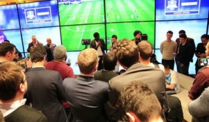 Gomis et Matuidi jouent OM - PSG sur FIFA 17