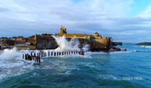 Les vagues submersions-Saint-Malo-Bretagne-Drone-EASY RIDE