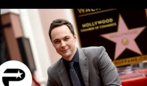 Jim Parsons (The Big Bang Theory) étoilé devant son chéri à Hollywood
