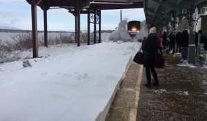 Train vs Neige dans une gare