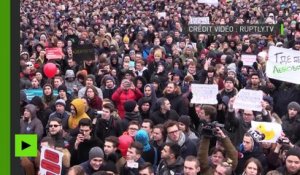 Près de 10 000 personnes manifestent à Saint-Pétersbourg contre la corruption