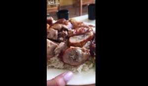Ce qu'elle découvre dans son assiette dans un restaurant chinois est à vomir