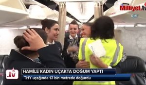 Elle accouche dans un avion de Turkish Airlines, la scène a ému tous ceux qui y ont assisté...