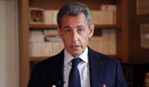 Regardez Nicolas Sarkozy qui lance un appel au rassemblement derrière François Fillon