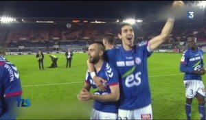Ligue 2 : Strasbourg fonce vers l’élite