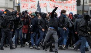 France: 2000 manifestants à Paris pour un premier tour social