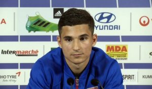 OL - Aouar réagit aux compliments de Benzema