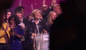 A Nice, Le Pen propose de "dompter la mondialisation"