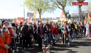 Lannion. 400 manifestants pour le 1er-Mai