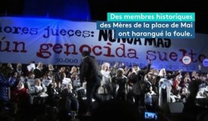 Argentine : 500 000 foulards blancs pour protester contre la libération d'anciens tortionnaires