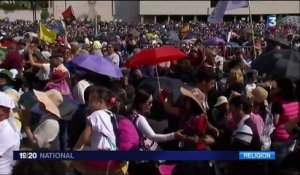 Portugal : le pape François est arrivé à Fatima pour deux canonisations