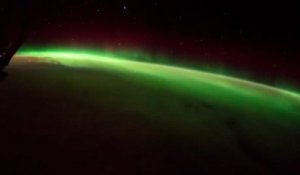 Depuis l'espace, Thomas Pesquet filme une aurore boréale en timelapse