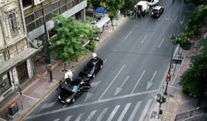Grèce: un ex-Premier ministre grec blessé dans une explosion